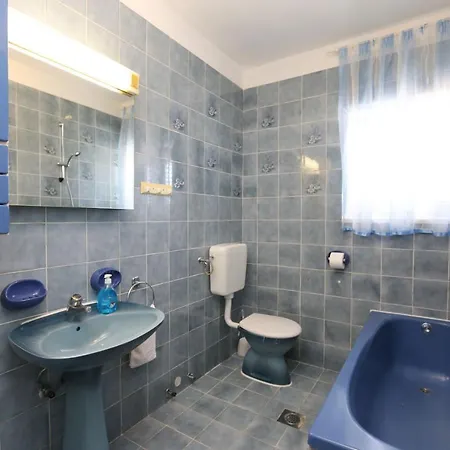 Brusic Ana Apartman Šilo