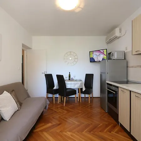 Brusic Ana Apartman