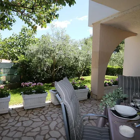 Brusic Ana Apartment *